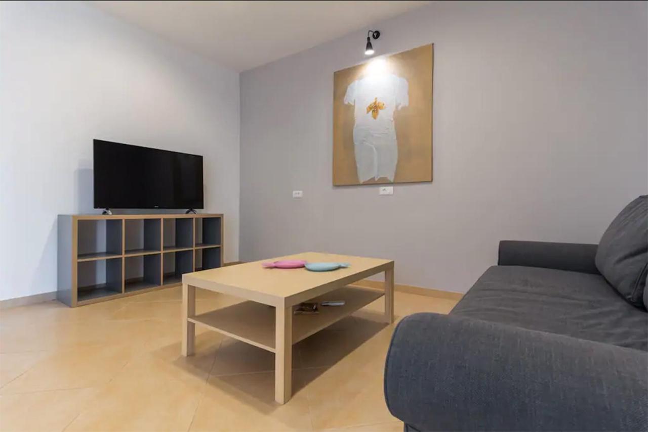 Apartments Hana Pula Exterior photo